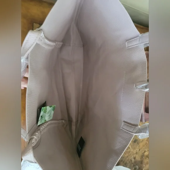 Badgley Mischa Tote Bag - Picture 6 of 8